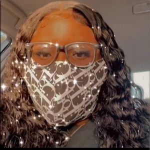 Meet your Posher, Nishka PM